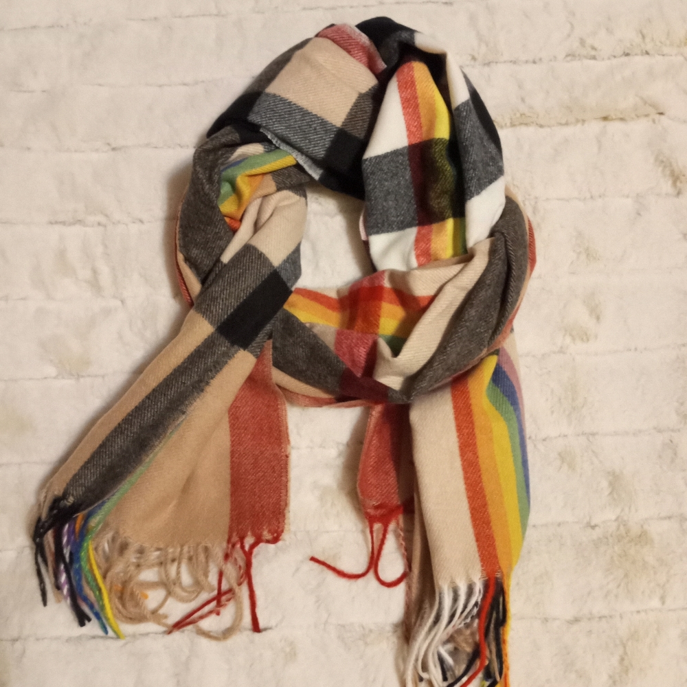 🍁NWT-Plaid Scarf🍁
